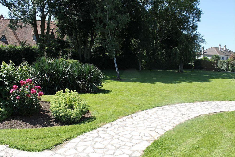 Logis Hotel & Restaurant - Le Relais De Montigny Montigny  Dış mekan fotoğraf